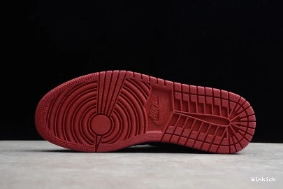 JORDAN 1 OG DC7071-001 BLACK RETRO AIR HIGH RED GYM 1126